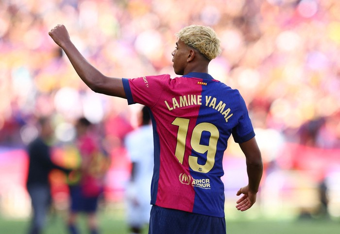 **Lamine Yamal, Mantan Agen Ronaldo: Bakal Menangkan Ballon d'Or 2025**