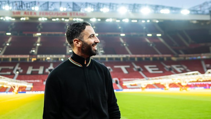 Dari Lapangan ke hati: Ruben Amorim Mau Bayarin Tiket Final Liga Europa buat Staf MU, Bukti Solidaritas yang Mengharu!