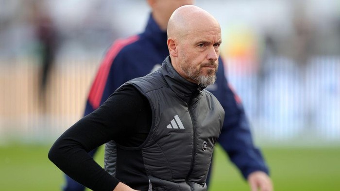 **Apakah Ten Hag Menjadi Solusi untuk Menyusul Xabi di Leverkusen?**