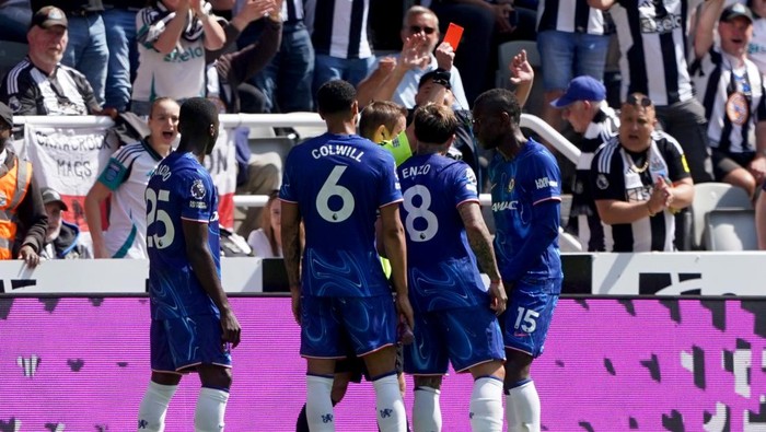 Chelsea Kok 'Kotor' Banget, Maresca? Kisah di Balik Kabar Transfer yang Bikin Heboh!