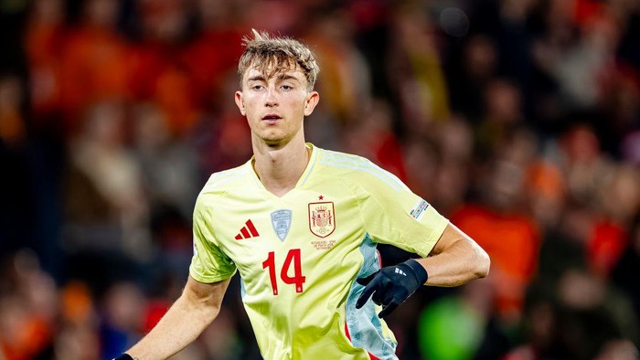 Dean Huijsen Langsung 'Dicolek' Sergio Ramos Usai Gabung Real Madrid - Update 1