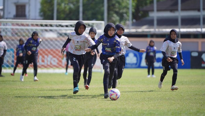 Kompetisi Berjenjang Diharap Picu Kemajuan Sepakbola Putri - Update 2