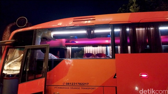 Panpel Arema Berhadapan dengan Konsekuensi Setelah Putusan Komdis PSSI Soal Pelemparan Bus Persik
