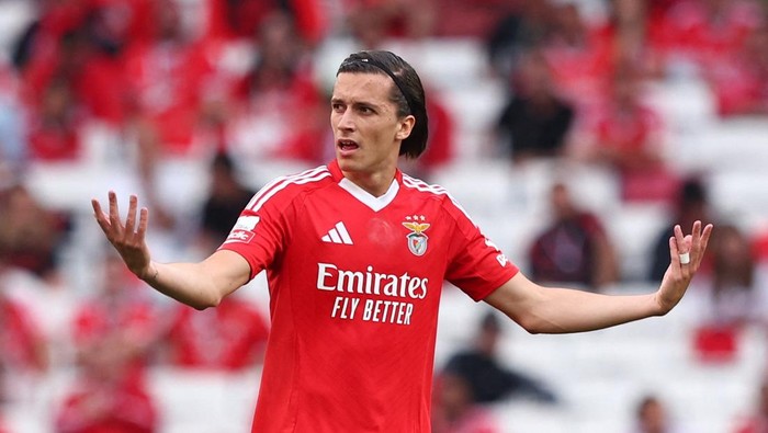 **Carreras dari MU ke Benfica, Kini Menjadi Incaran Real Madrid**