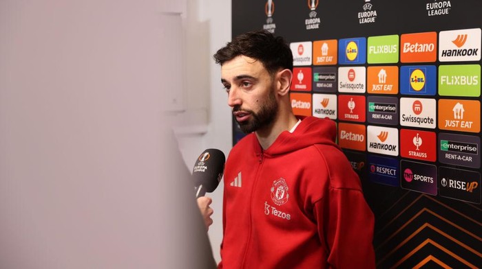 Dari Pemain Inti ke barang Dagangan: Bruno Fernandes Siap Dijual kalau MU Butuh Uang