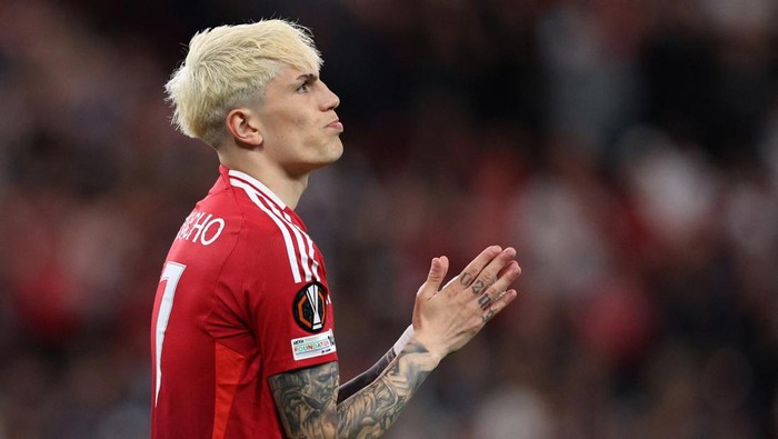 Garnacho Mau Pindah? Ini Alasannya Usai Diperlakukan sebagai Pemain Cadangan di Final!