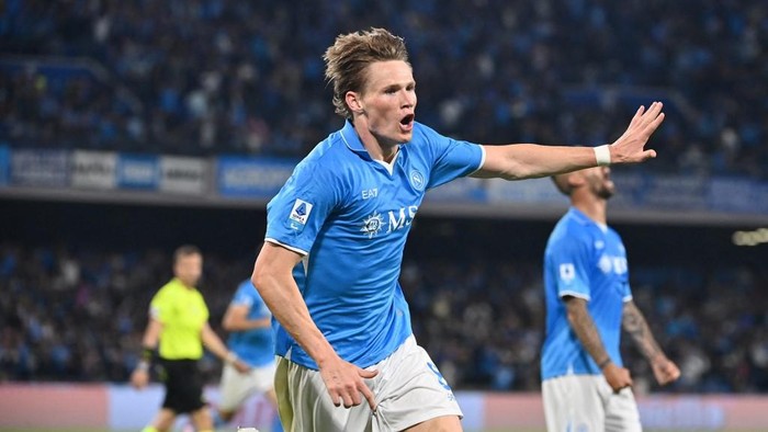 Scott McTominay Pemain Terbaik Serie A 2024/2025 - Update 2