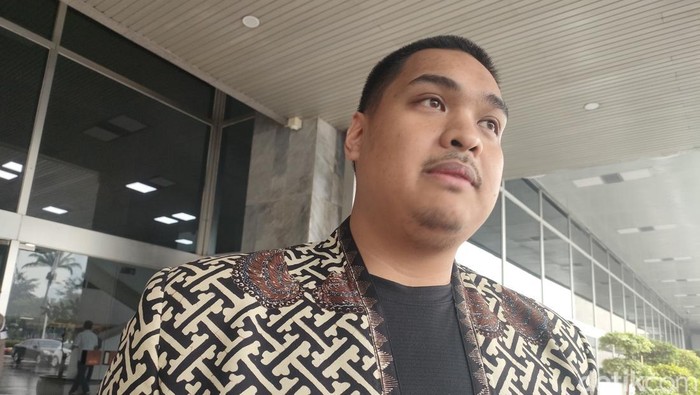Menpora Dito Boyong Kontroversi di Hari Terakhir Liga 1 #Liga1
