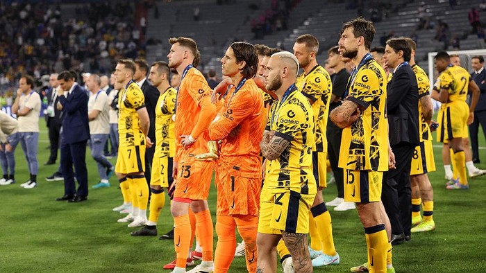 Satu Suporter, Ratusan Kekalahan! Inter Kandas di Bawah PSG, Apa yang Terjadi?
