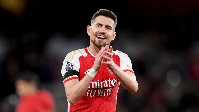 **Arsenal Buka Pintu, Jorginho Membawa Jutaan ke Brasil!**