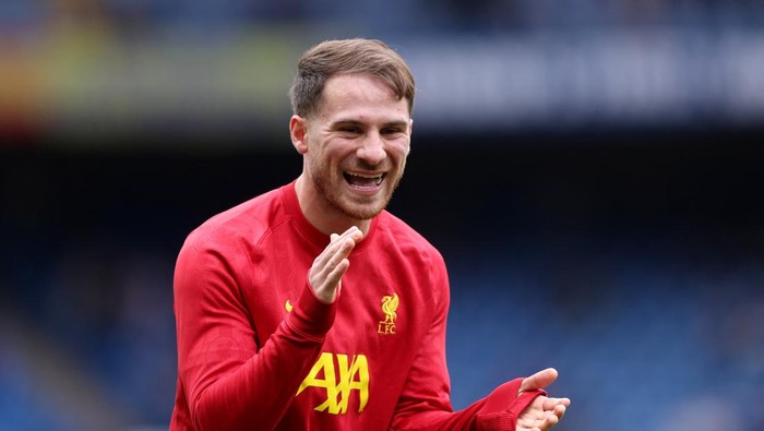Liverpool Butuh Bek Tengah Baru? Mac Allister Sudah Punya Pilihan!