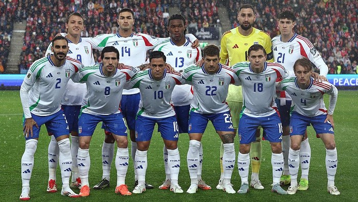 Vieri Terheran-heran: Kenapa Italia Tak Punya Striker Top Lagi?
