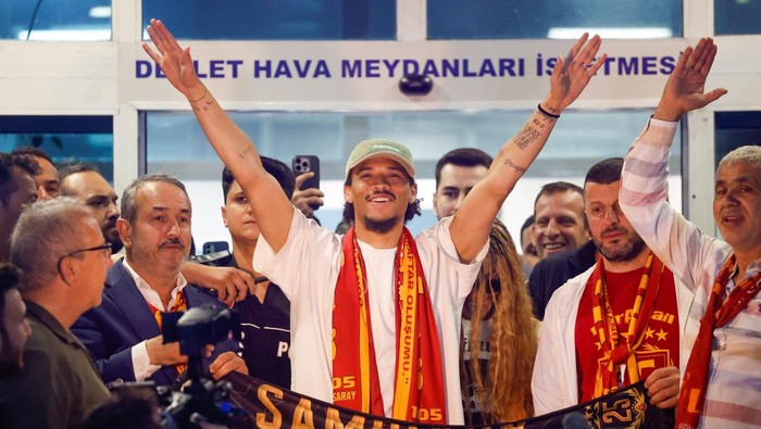 Leroy Sane Tinggalkan Bayern, Resmi Gabung Galatasaray: Apakah Ini Akhir dari Era Bundesliga untuk Pemain Ini?