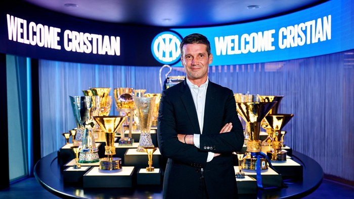 Chivu Awalnya Ingin Bertahan di Parma, tapi Inter Sulit Ditolak - Update 2