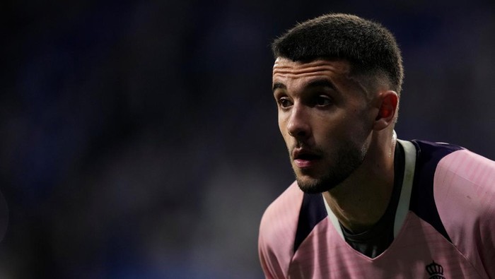 Pindah ke Barcelona, Joan Garcia Dihujat sebagai Pengkhianat