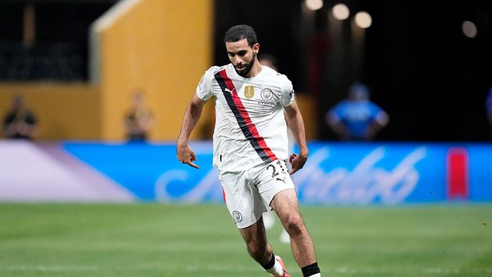 Ait-Nouri Yakin Berkembang di Man City dengan Polesan Guardiola: Tantangan Besar Menanti!