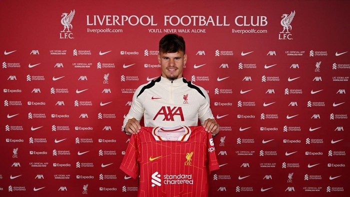 Liverpool Resmi Datangkan Milos Kerkez, Apakah Ini Jawaban untuk Krisis Bek Kiri?
