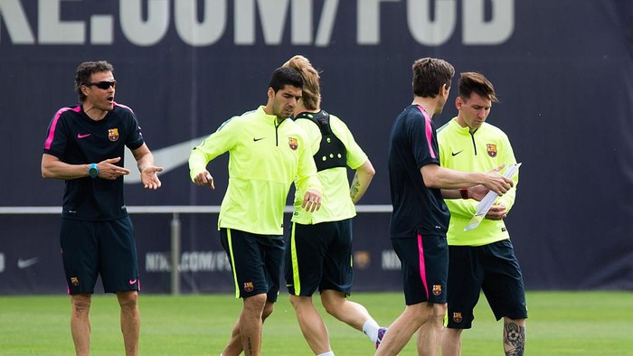 **PSG Vs Inter Miami: Suarez vs Enrique, Pertemuan yang Membuat Kenangan Indah Tergantung?**