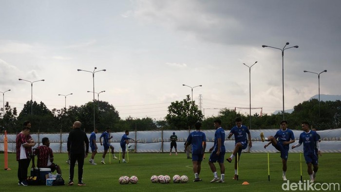 Ini Rahasianya, Persib Tunggu 4 Pemain Baru Tanpa Shayne Pattynama di Dalamnya