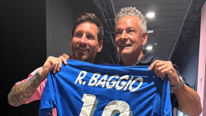 Baggio Bocorkan Reaksi Messi saat Dapat Jersey: Kisah di Balik Trofi yang Mengejutkan!