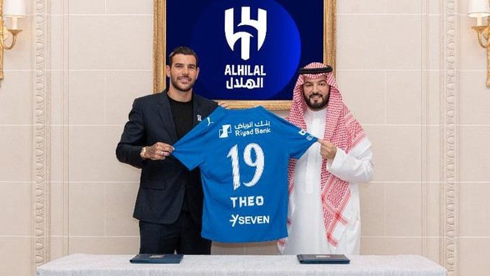 Al Hilal Raih Bek Berkelas: Theo Hernandez Bergabung dengan Kontrak Tiga Tahun