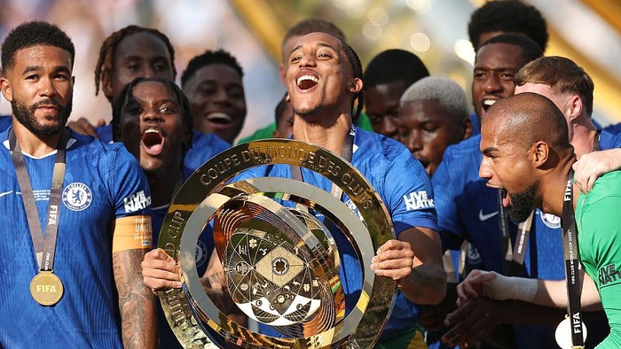 Dari Brasil ke London, Joao Pedro: 3 Gol, 1 Trofi dalam 2 Minggu—Bukti atau Mimpi?