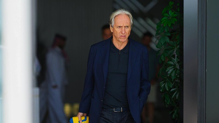 **Jorge Jesus: Dari Benfica ke Al Nassr, Latih Klub Rival dengan Gaya Eksklusif**