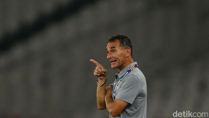 Vanenburg Akan Pantau Pertandingan Thailand vs. Vietnam di Piala AFF U-23