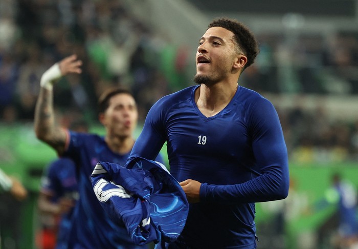 Jadon Sancho Potong Gaji, Juventus Siap Rekrut Winger MU?