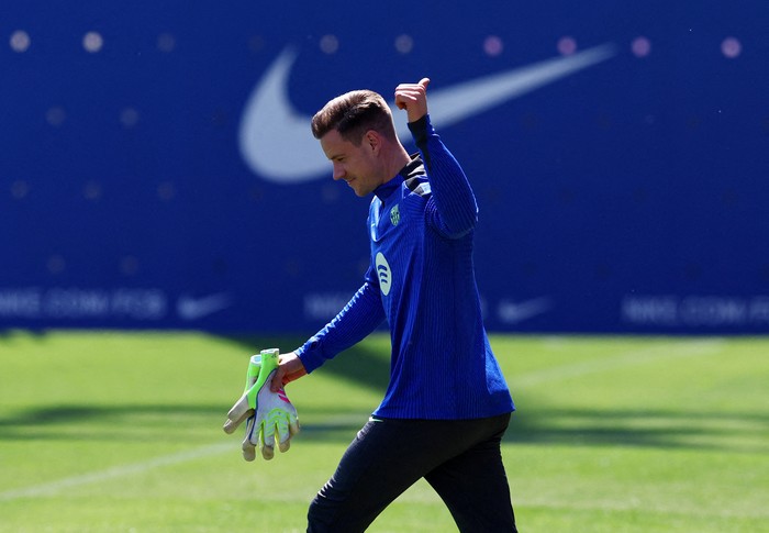 Ter Stegen: Aku Tak Ada Masalah sama Barcelona, Namun Debat Soal Kontrak Melonjak!