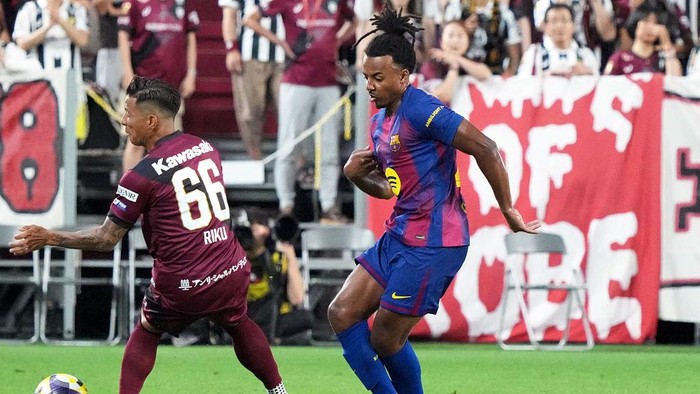 Nilai Transfer Milyard Rupiah Kounde Membuat Barcelona Merosot di Bursa Transfer!