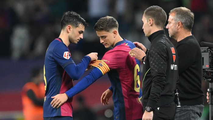Gavi Tak Minder Bersaing dengan Pedri & De Jong di Barcelona, Siapa yang Akan Berkuasa?