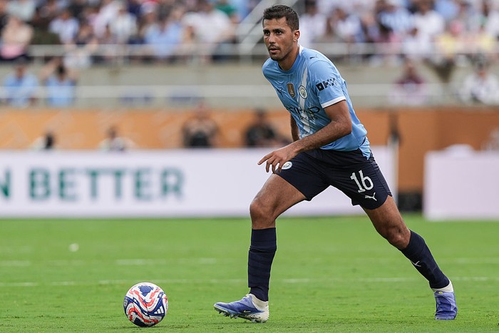 Cara Man City Cegah Rodri ke Real Madrid - Alternatif 1