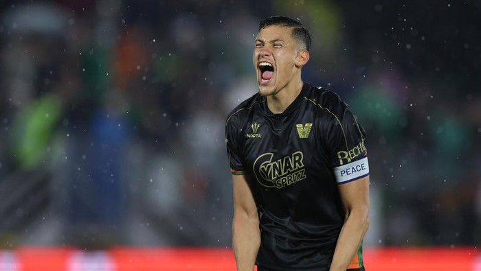 Masa Depan Belum Pasti, Idzes Tetap Pimpin Venezia Vs Lille Malam Ini: Tarik Menarik Siapa yang Menang?
