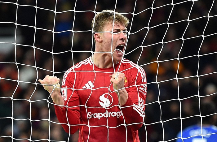 MU dan AC Milan Setuju, Rasmus Hojlund yang Belum Terima Tawaran, Apakah Klub Ini Akan Tergulung dalam Persaingan?