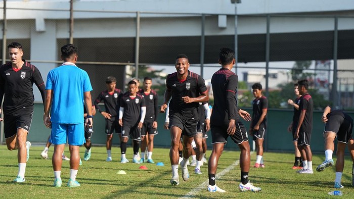 Tekad Malut United: Serbuan Menjelma, Bobol Gawang Persija di Puncak!