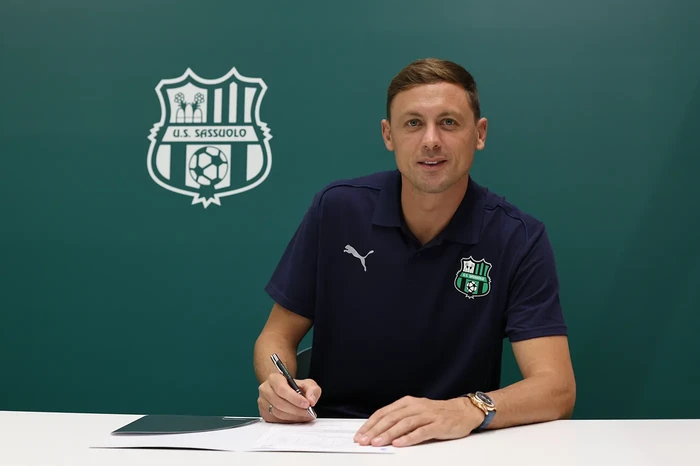 **Matic Resmi Gabung Sassuolo, Bersama Jay Idzes di Liga Italia!**
