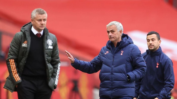Solskjaer dan Mourinho: Ditabrak di Eropa