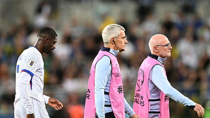 Dituding Bikin Dembele Cedera, Deschamps: Siapa pun Bisa Kena Kok - Update 2