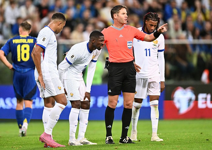 **Konflik Antara PSG dan Timnas Prancis: Cedera Dembele dan Doue sebagai Titik Panas!**