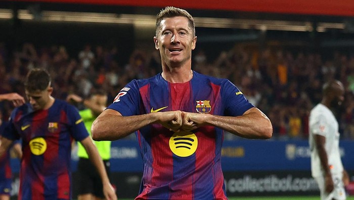 Lewandowski Kritik Investasi Besar Klub Premier League, Tetap Yakin di Liga Champions