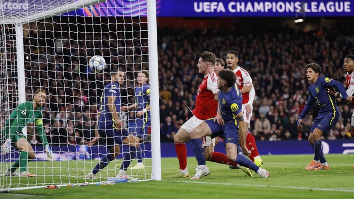 Meriam London Meledak, Gyokeres Jadi Bintang di Arsenal Vs Atletico 4-0