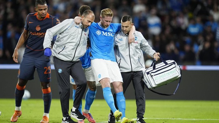 De Bruyne Cedera Usai Tendang Penalti, Napoli Waswas di Serie A