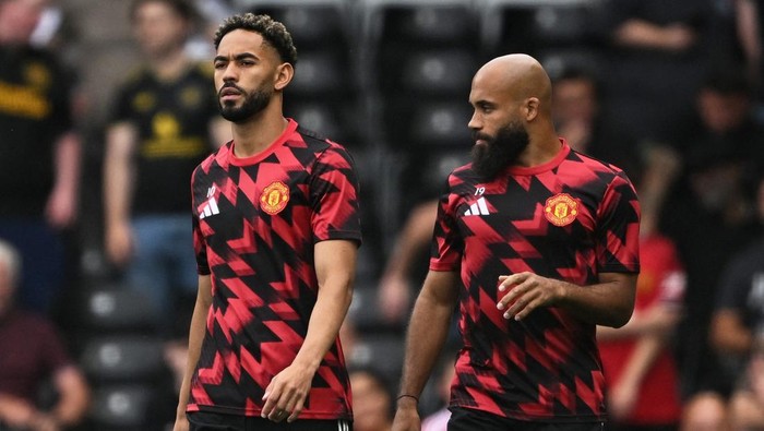 **Trisula Man United Makin Padu! Investasi BeraniMU untuk Merebut Gelar**