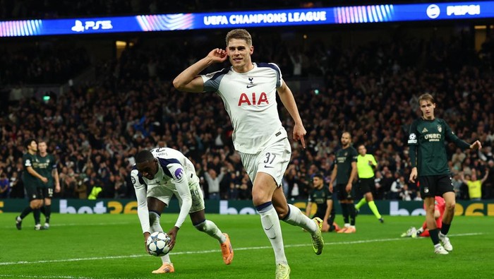 **Spurs Meriahkan Kemenangan 4-0 atas Copenhagen di Liga Champions**