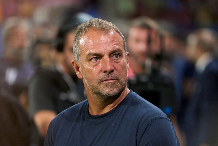 **Hansi Flick Mau Tinggalkan Barcelona? Kontrak 2027, Tapi Ada Rencana Pemutusan!**